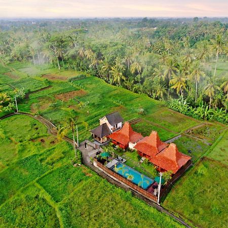 One Bedroom Grand Javanese Joglo Ubud 1 מראה חיצוני תמונה